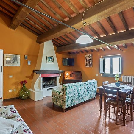 Rustic Holiday Home in Citt di Castello with Swimming Pool Città di Castello Esterno foto
