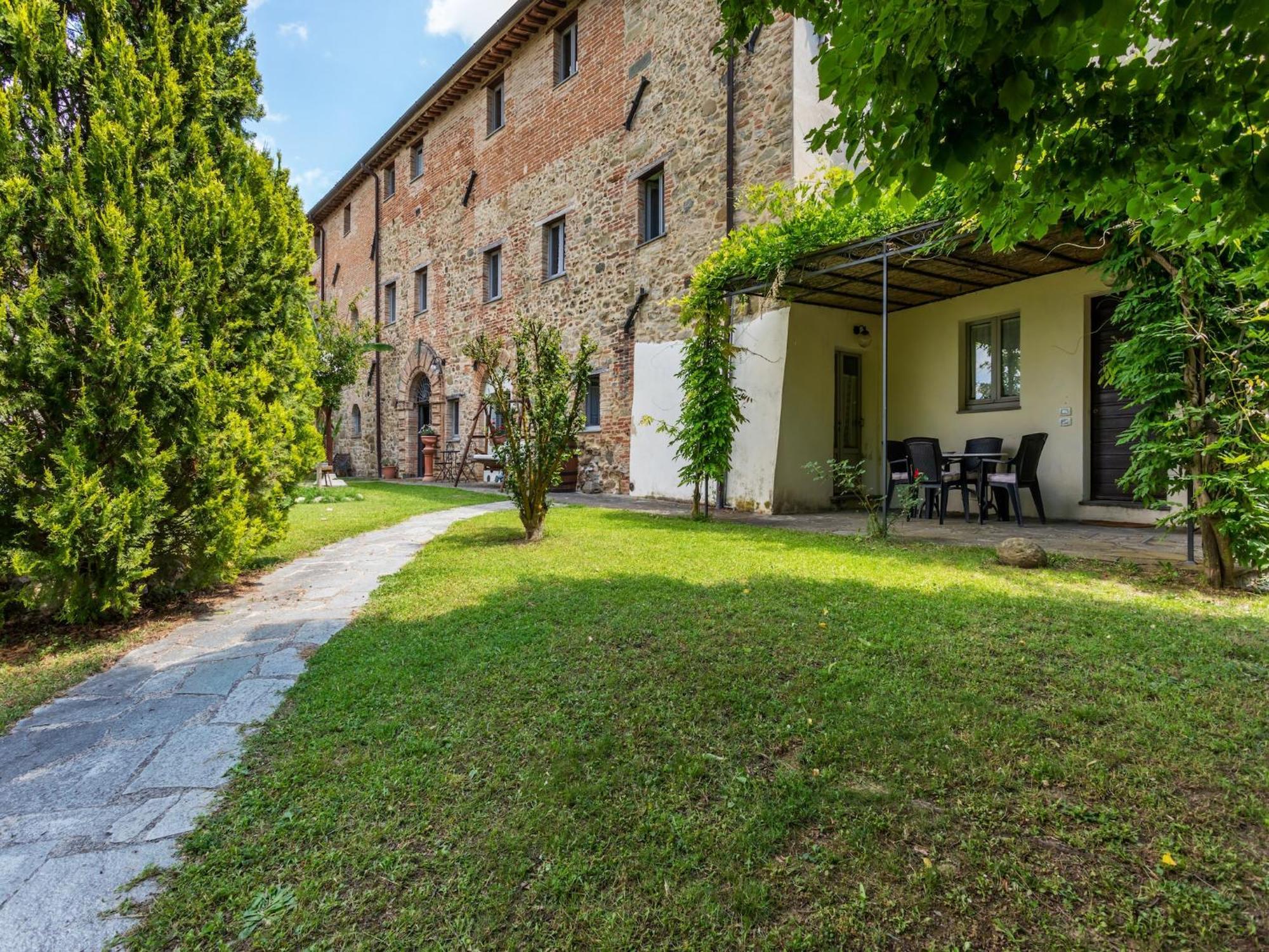 Rustic Holiday Home in Citt di Castello with Swimming Pool Città di Castello Esterno foto