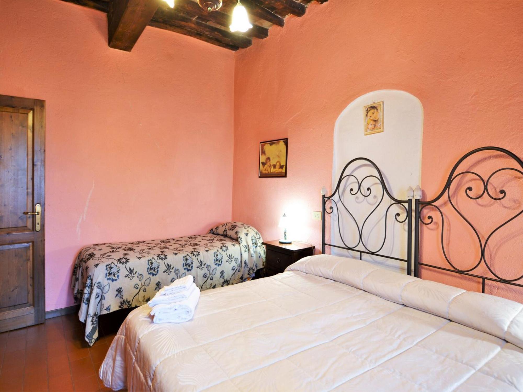 Rustic Holiday Home in Citt di Castello with Swimming Pool Città di Castello Esterno foto